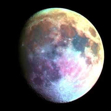Color intensified moon: 050520-dcs